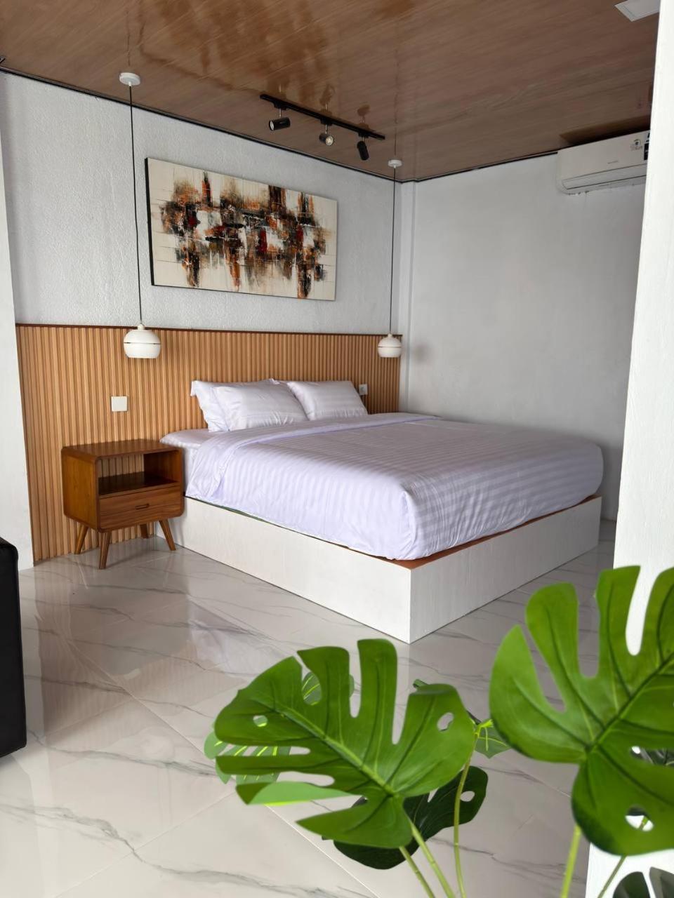 Karanganyar  Sunset Lawu Kemuning, Villa, Full House 3 Bed, Free Bbq, Free Float Light Breakfast מראה חיצוני תמונה